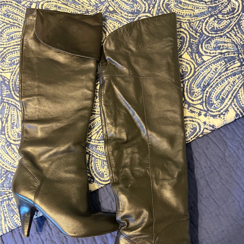 Fun & sexy, fold down/over knee boots
